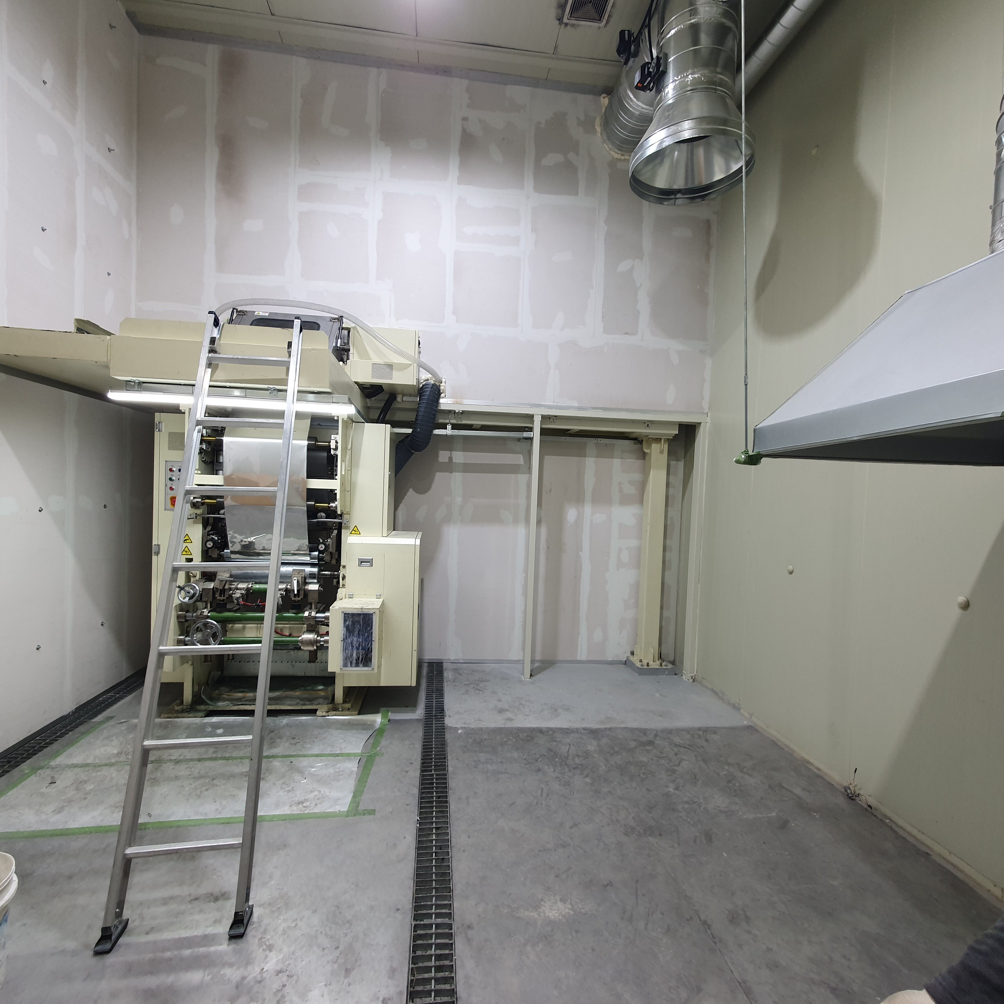 화성공장 패널 설치